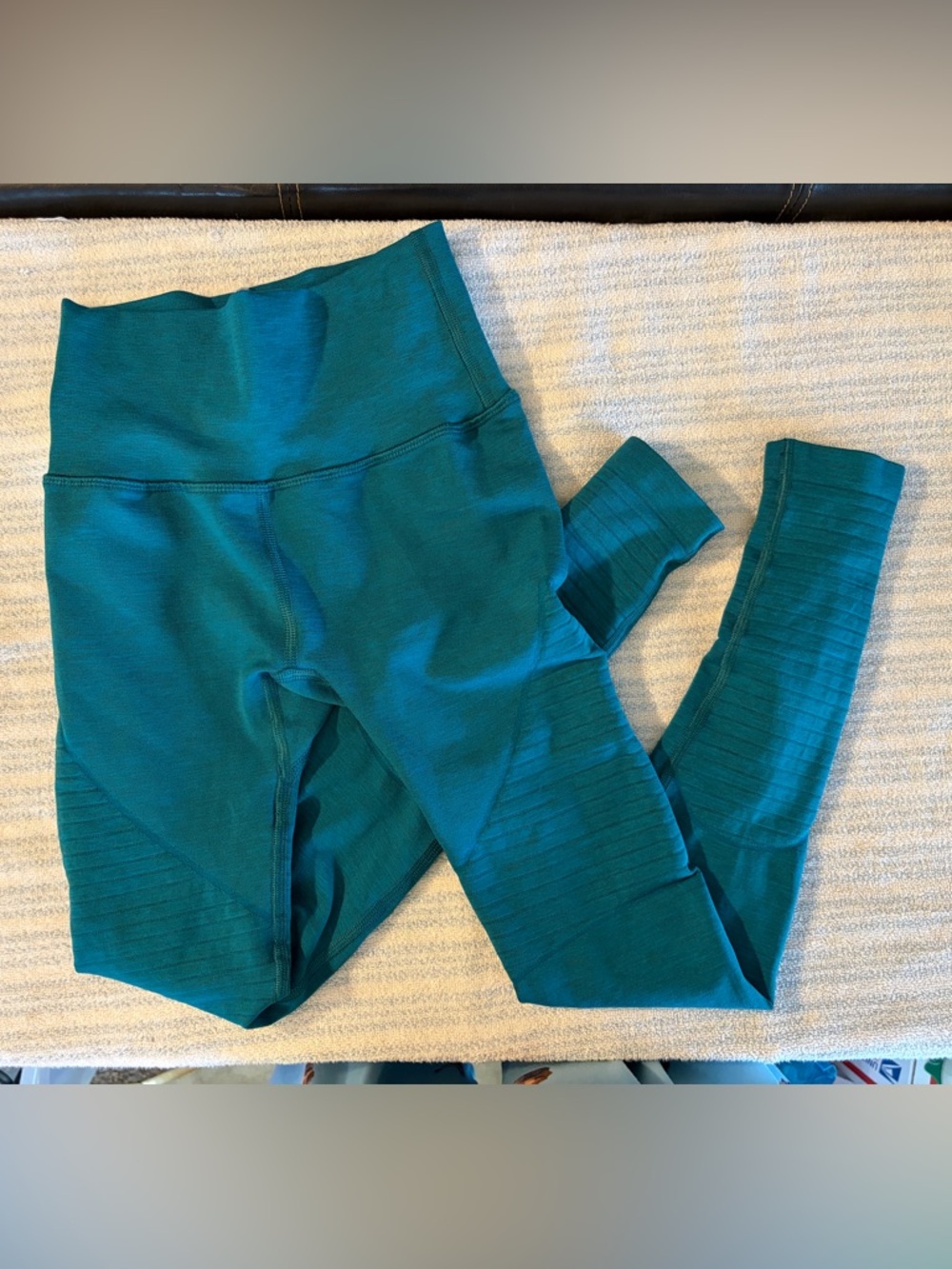 Alphalete Halo Leggings Seamless Compression  - Comfortable Stretch Teal
